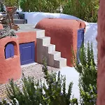 Вилла The Red Winehouse Foinikia (Santorini)